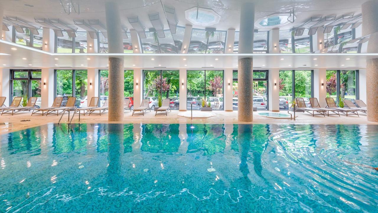 Apartment 504 Premium Nadmorskie Tarasy - Pool Sauna Fitness Garage Free